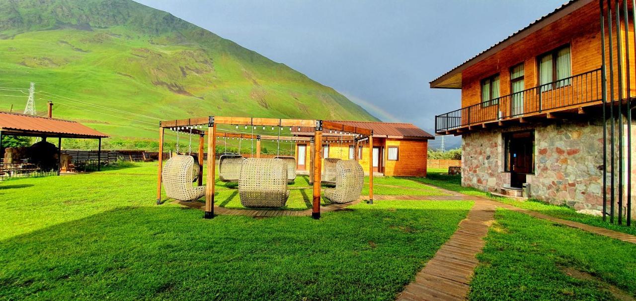 Hotel Migu Yard Kazbegi Dış mekan fotoğraf