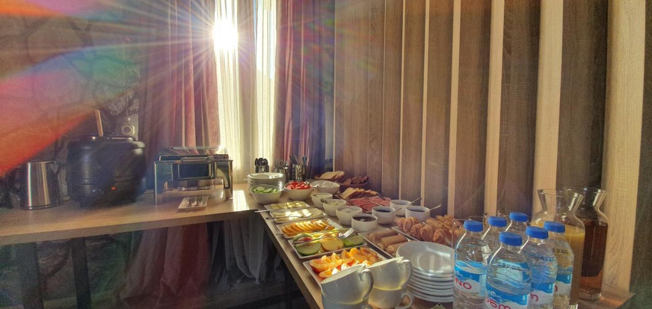 Hotel Migu Yard Kazbegi Dış mekan fotoğraf