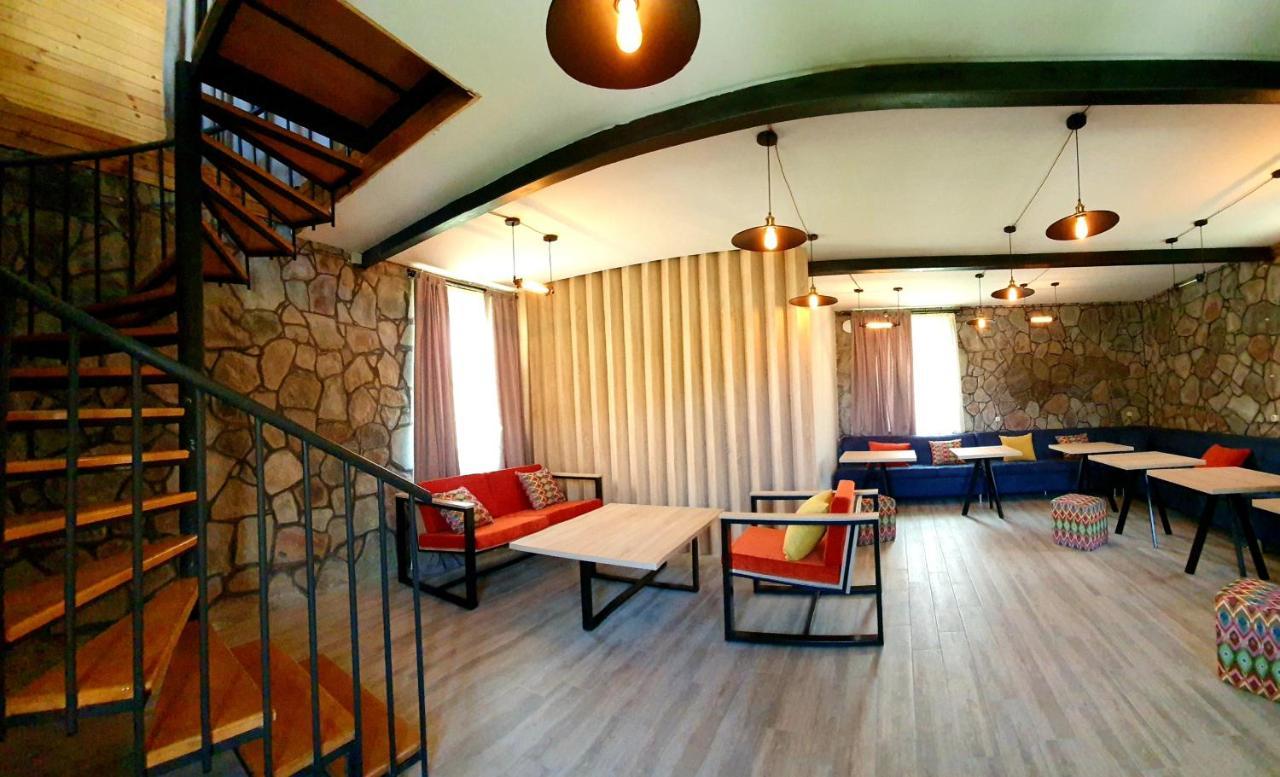 Hotel Migu Yard Kazbegi Dış mekan fotoğraf